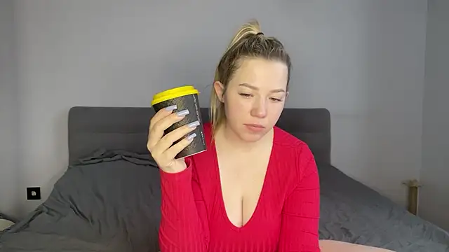 Snapshot of alyrasun chatting on March 2026 06:07:02 AM alyrasun online show from March 2026 06:07:02 AM