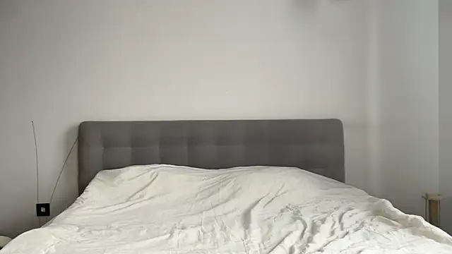 Snapshot of alyrasun chatting on March 2026 06:36:01 AM alyrasun online show from March 2026 06:36:01 AM