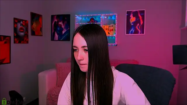 Snapshot of bella_dorn chatting on April 2026 12:14:02 PM bella dorn online show from April 2026 12:14:02 PM