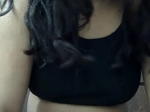 Snapshot of JANVI_06 chatting on March 2026 04:23:01 AM JANVI 06 online show from March 2026 04:23:01 AM