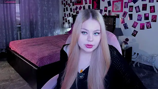 Snapshot of AmeliaMerris chatting on March 2026 10:54:02 AM AmeliaMerris online show from March 2026 10:54:02 AM