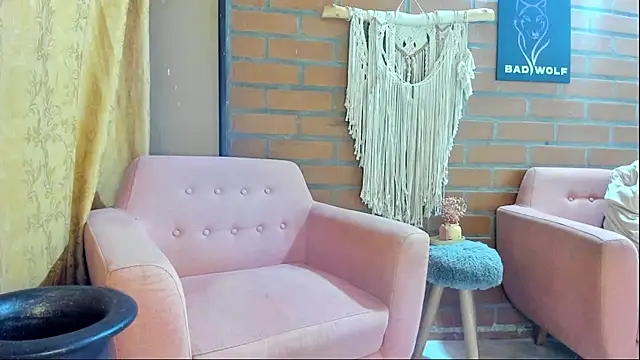 Snapshot of Badwolf818_ chatting on April 2026 08:48:01 AM Badwolf818 online show from April 2026 08:48:01 AM