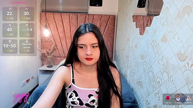 Snapshot of Zoe__Taylor__ chatting on March 2026 11:59:02 AM Zoe Taylor online show from March 2026 11:59:02 AM