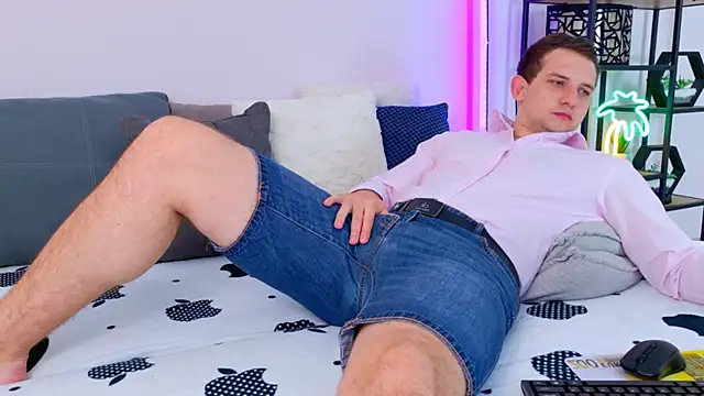 Snapshot of Jimmy_Doss chatting on March 2026 07:01:01 AM Jimmy Doss online show from March 2026 07:01:01 AM