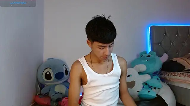 Snapshot of Sebas_fire4 chatting on March 2026 10:02:02 PM Sebas fire4 online show from March 2026 10:02:02 PM