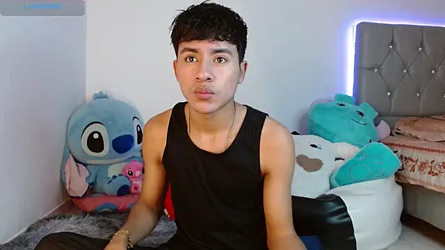 Snapshot of Sebas_fire4 chatting on March 2026 12:33:01 PM Sebas fire4 online show from March 2026 12:33:01 PM