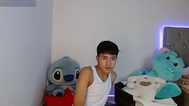 Snapshot of Sebas_fire4 chatting on March 2026 12:00:02 AM Sebas fire4 online show from March 2026 12:00:02 AM