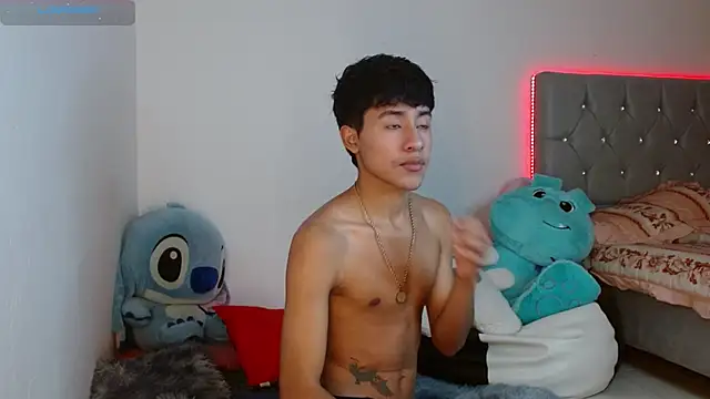 Snapshot of Sebas_fire4 chatting on April 2026 09:24:01 PM Sebas fire4 online show from April 2026 09:24:01 PM