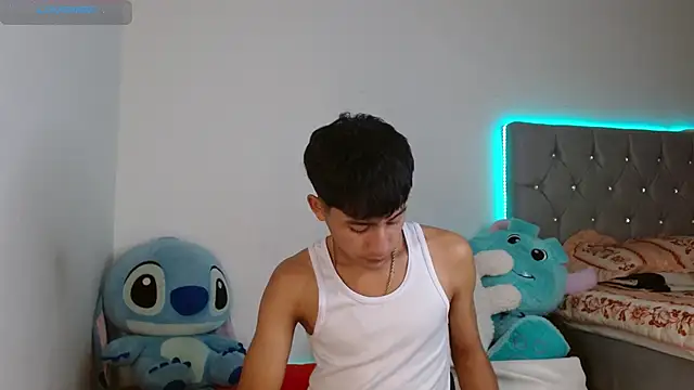 Snapshot of Sebas_fire4 chatting on April 2026 12:21:02 AM Sebas fire4 online show from April 2026 12:21:02 AM