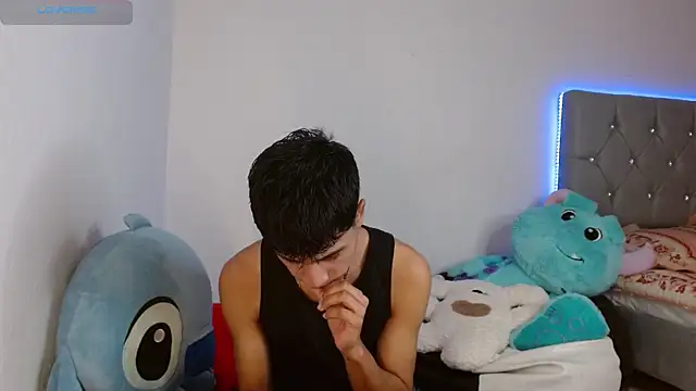 Snapshot of Sebas_fire4 chatting on April 2026 03:56:01 PM Sebas fire4 online show from April 2026 03:56:01 PM