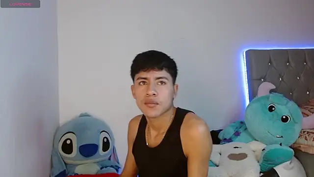 Snapshot of Sebas_fire4 chatting on April 2026 03:29:01 PM Sebas fire4 online show from April 2026 03:29:01 PM