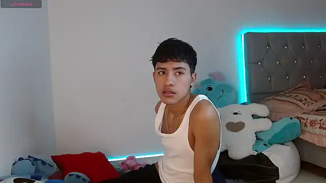 Snapshot of Sebas_fire4 chatting on April 2026 09:48:02 PM Sebas fire4 online show from April 2026 09:48:02 PM