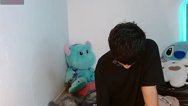 Snapshot of Sebas_fire4 chatting on April 2026 10:22:01 PM Sebas fire4 online show from April 2026 10:22:01 PM