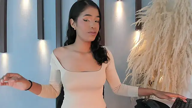 Rachel Jamesx online show from March 2026 09:25:01 PM