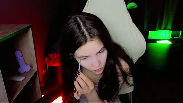 Snapshot of GG_Viper chatting on April 2026 09:04:01 PM GG Viper online show from April 2026 09:04:01 PM