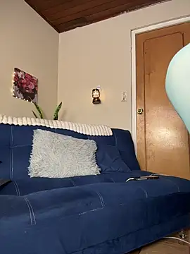 Snapshot of Andreew_falcon chatting on April 2026 08:17:01 PM Andreew falcon online show from April 2026 08:17:01 PM