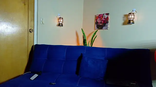 Snapshot of Andreew_falcon chatting on April 2026 09:07:02 AM Andreew falcon online show from April 2026 09:07:02 AM