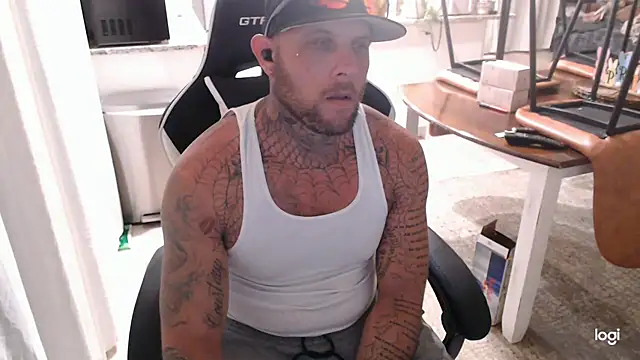 Snapshot of SecretsNextDoor chatting on April 2026 09:12:01 AM SecretsNextDoor online show from April 2026 09:12:01 AM