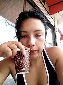 Marianaxc online show from April 2026 02:33:02 PM