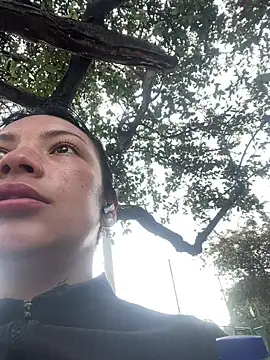 Marianaxc online show from April 2026 12:52:02 PM