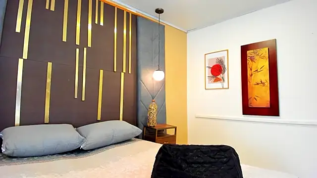 Snapshot of SofiiMontes chatting on March 2026 12:08:01 PM SofiiMontes online show from March 2026 12:08:01 PM