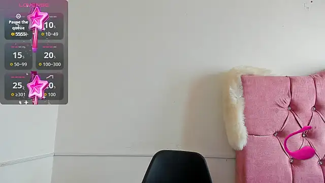 Snapshot of _scarlettmoon chatting on March 2026 06:03:02 PM scarlettmoon online show from March 2026 06:03:02 PM