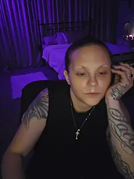 NoellleSnow online show from May 2026 06:42:02 AM