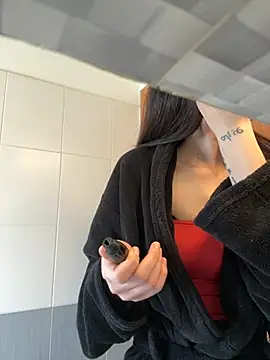 annelysses online show from March 2026 11:04:02 AM