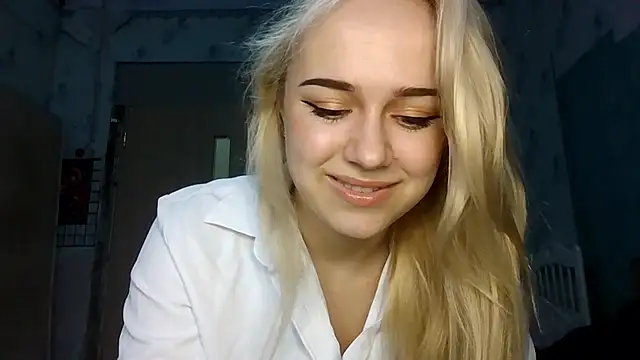 Barbie   girl online show from March 2026 09:14:02 AM