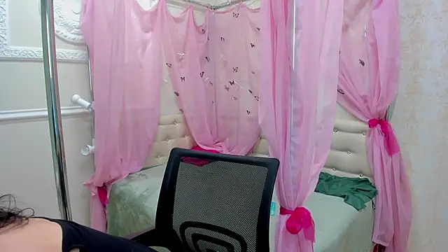 Snapshot of VictoriaSecretXO chatting on March 2026 03:34:01 AM VictoriaSecretXO online show from March 2026 03:34:01 AM