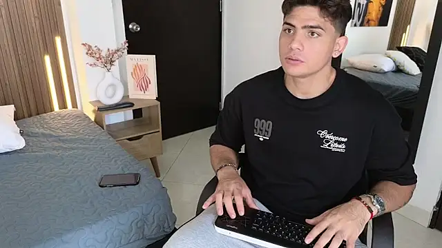 Snapshot of MrAdonis_ chatting on March 2026 07:31:01 PM MrAdonis online show from March 2026 07:31:01 PM