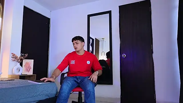 Snapshot of MrAdonis_ chatting on March 2026 05:47:01 PM MrAdonis online show from March 2026 05:47:01 PM