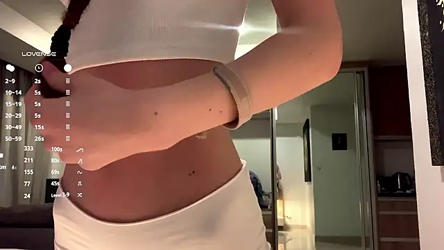 Snapshot of Kissme_Kira chatting on March 2026 10:20:01 PM Kissme Kira online show from March 2026 10:20:01 PM