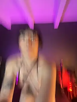 Snapshot of HoneyDemoni chatting on March 2026 11:32:02 AM HoneyDemoni online show from March 2026 11:32:02 AM