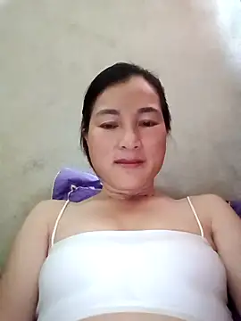 Snapshot of Yuhi3d chatting on April 2026 01:41:01 PM Yuhi3d online show from April 2026 01:41:01 PM