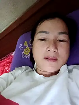 Snapshot of Yuhi3d chatting on April 2026 01:29:02 PM Yuhi3d online show from April 2026 01:29:02 PM