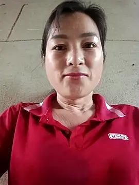 Snapshot of Yuhi3d chatting on April 2026 11:51:02 PM Yuhi3d online show from April 2026 11:51:02 PM