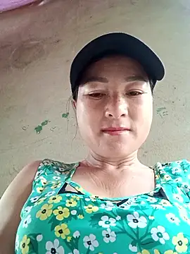 Snapshot of Yuhi3d chatting on April 2026 12:25:02 AM Yuhi3d online show from April 2026 12:25:02 AM