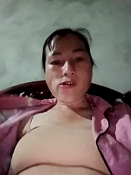 Snapshot of Yuhi3d chatting on April 2026 12:31:01 PM Yuhi3d online show from April 2026 12:31:01 PM