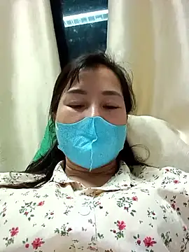 Snapshot of Yuhi3d chatting on April 2026 12:29:02 PM Yuhi3d online show from April 2026 12:29:02 PM