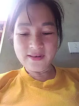 Snapshot of Yuhi3d chatting on May 2026 04:32:02 AM Yuhi3d online show from May 2026 04:32:02 AM