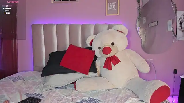 Snapshot of nikkita_dragon_ chatting on March 2026 08:14:01 PM nikkita dragon online show from March 2026 08:14:01 PM