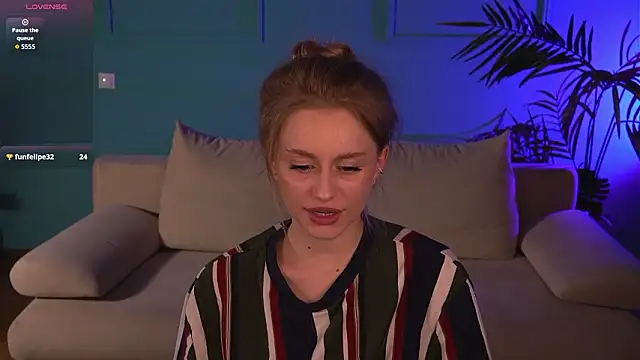 Mickey Milk online show from March 2026 06:25:02 PM