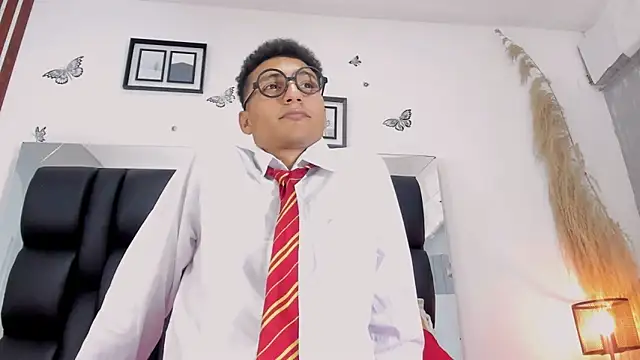 Snapshot of choco_dick_ chatting on March 2026 08:03:01 PM choco dick online show from March 2026 08:03:01 PM