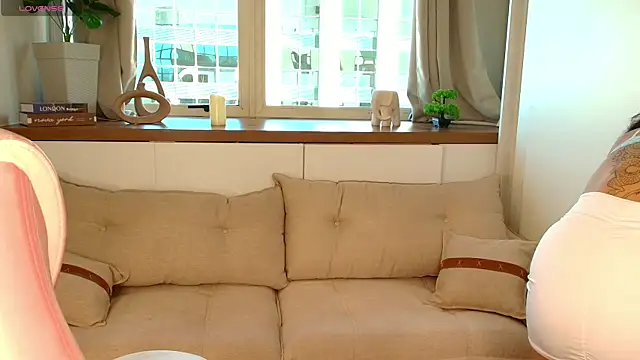 Snapshot of Sally_Diazz chatting on April 2026 12:29:02 PM Sally Diazz online show from April 2026 12:29:02 PM