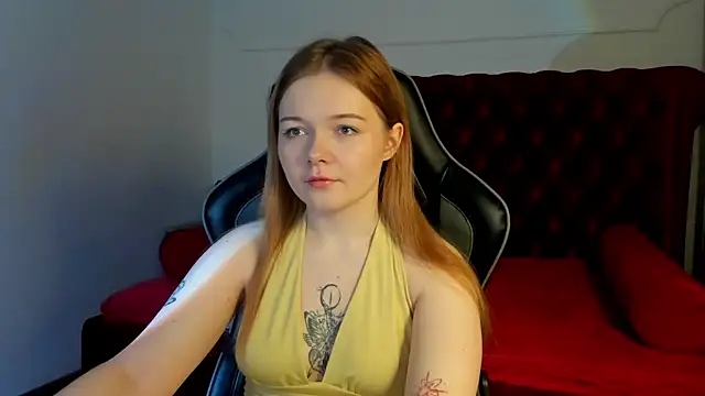 Snapshot of ElinaVale chatting on March 2026 05:07:02 AM ElinaVale online show from March 2026 05:07:02 AM