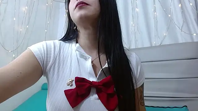 Snapshot of carolinabernalrs chatting on April 2026 03:59:01 AM carolinabernalrs online show from April 2026 03:59:01 AM