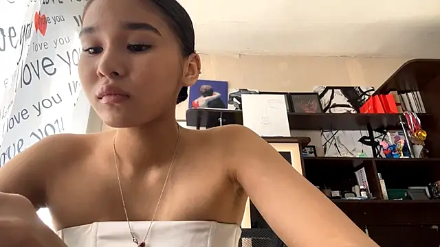 Snapshot of CatherineForbes chatting on March 2026 09:47:01 AM CatherineForbes online show from March 2026 09:47:01 AM