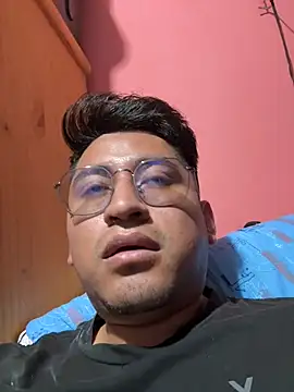 GoldenM95 online show from July 2026 12:46:02 AM