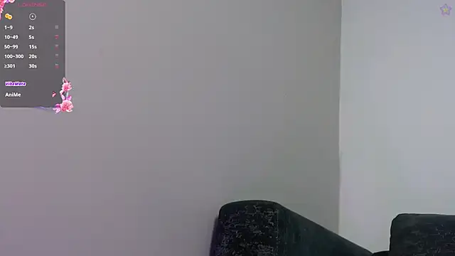 Snapshot of queen_adhara chatting on April 2026 01:05:02 PM queen adhara online show from April 2026 01:05:02 PM